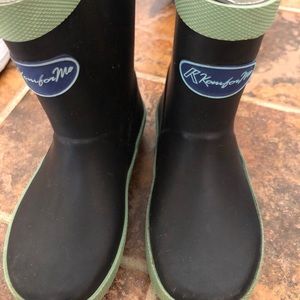 Toddler boy rain boots